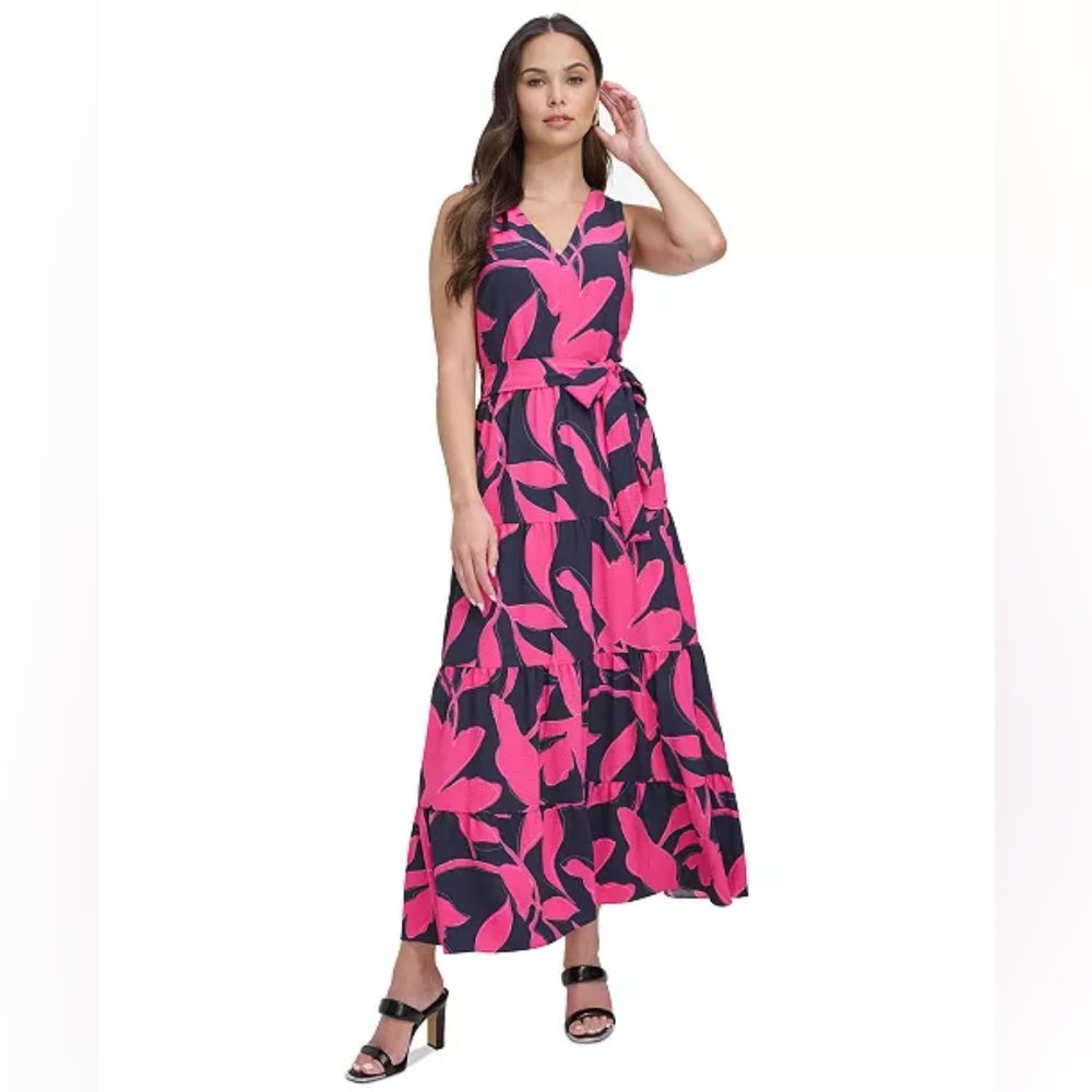 Women's Clothing (218)